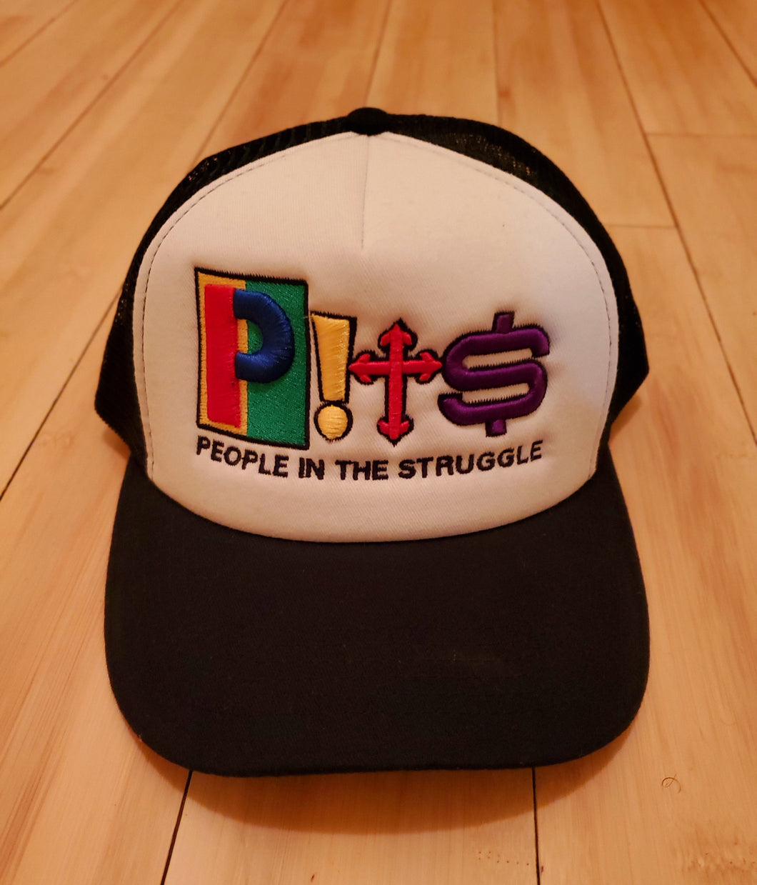 PITS TRUCKER CAP-BLACK/WHITE(Restocked)